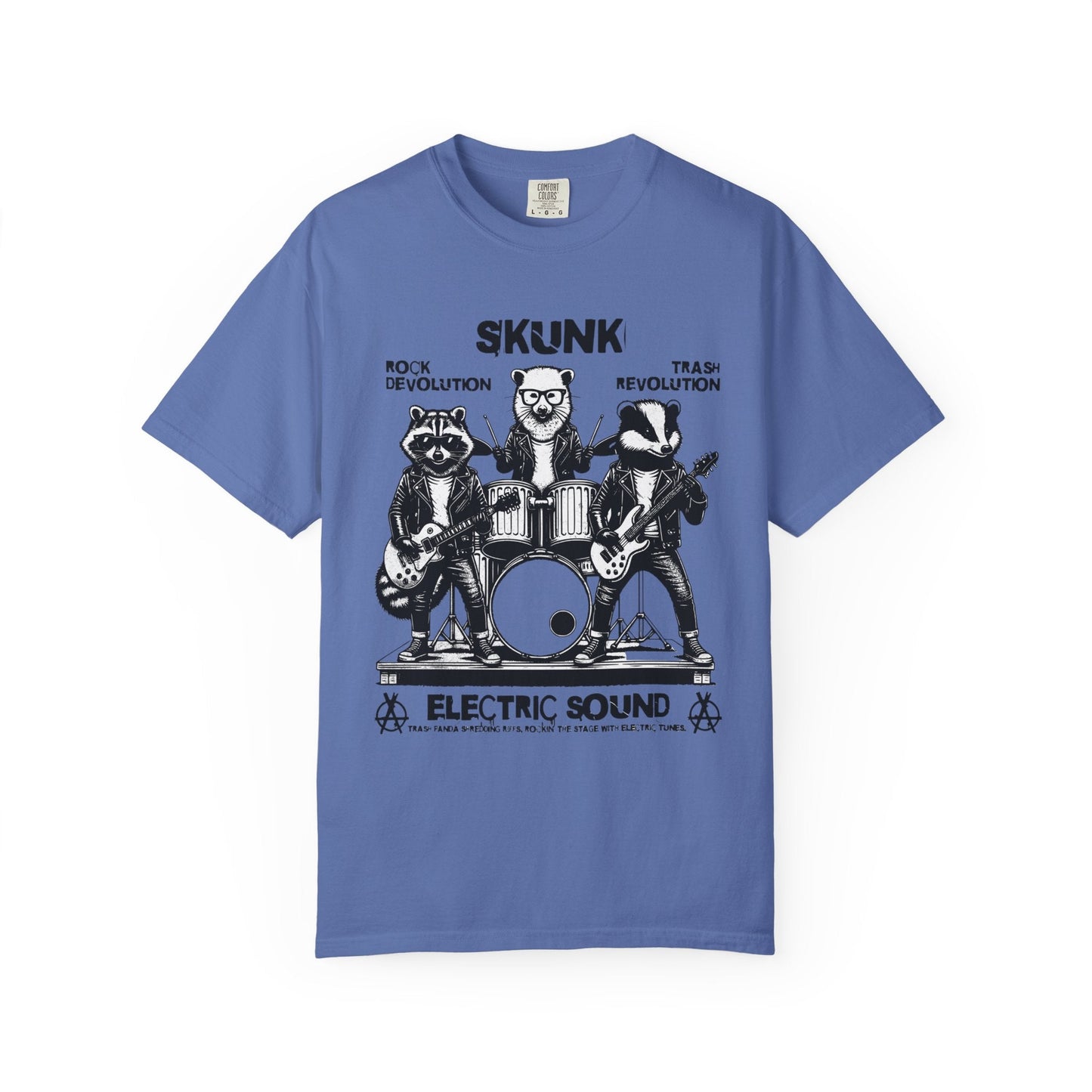 Vintage Skunk band t-shirt for rock music and cartoon fans