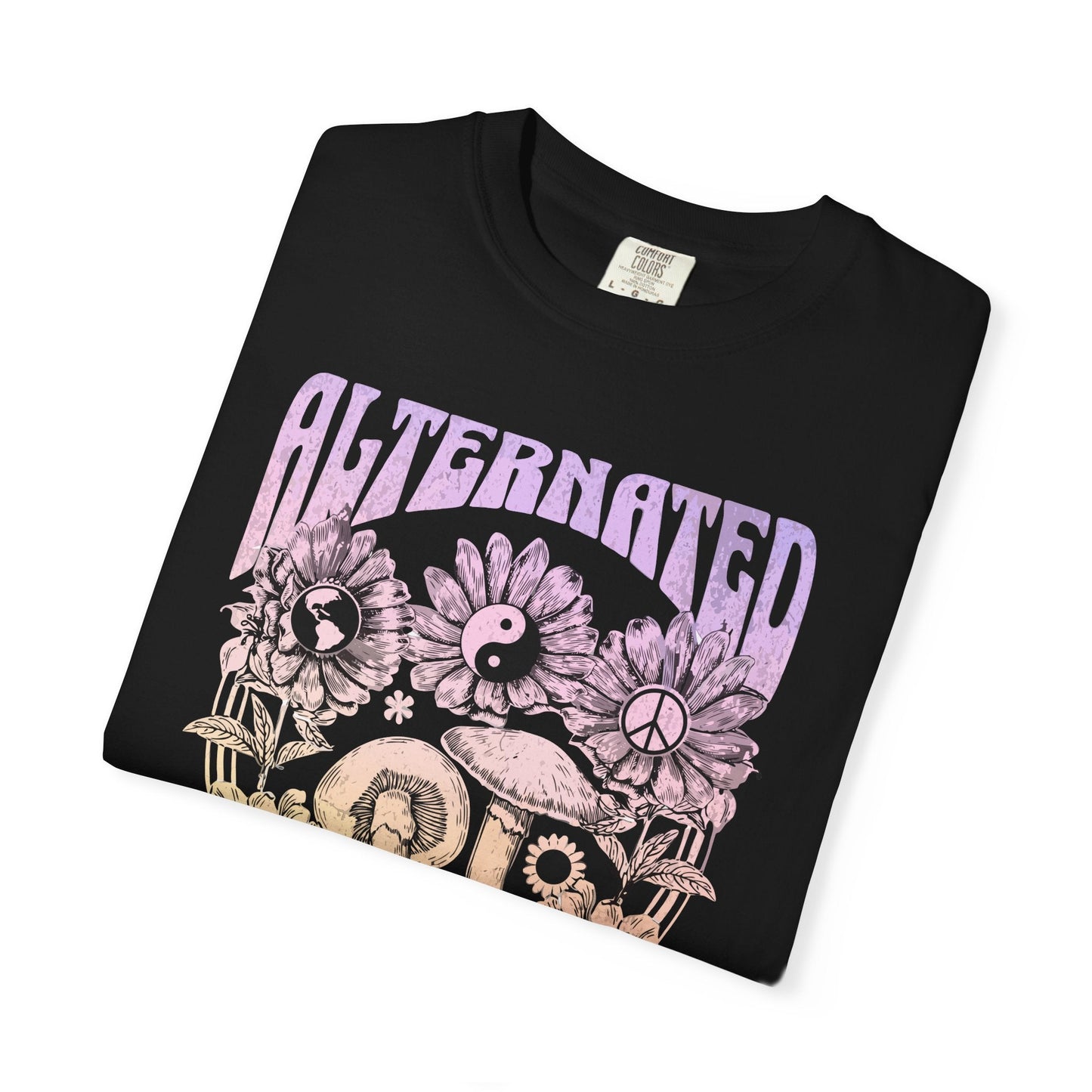 Psychedelic Mushroom T-Shirt with Vintage Hippie Design - Retro Style