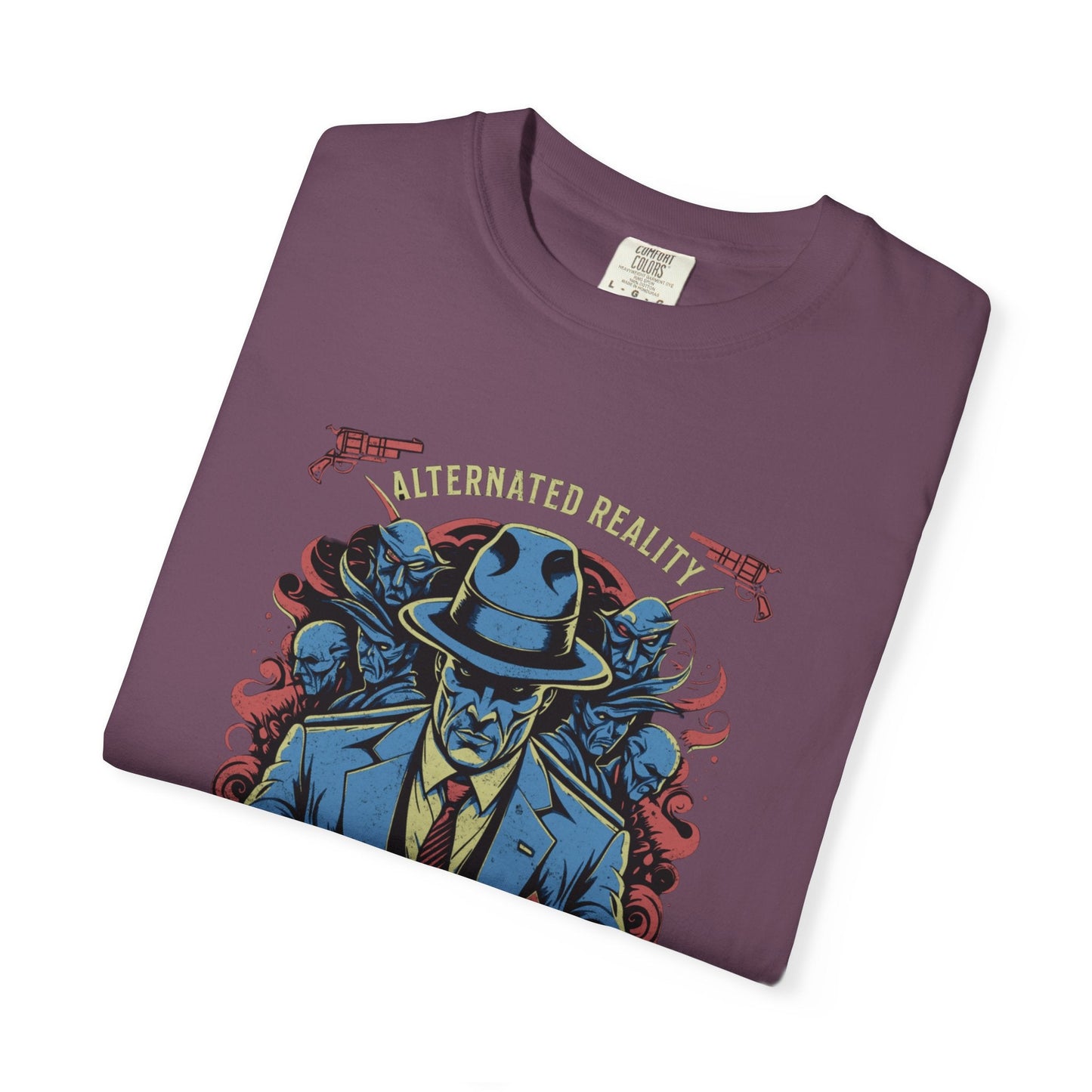 Two pistols design with cool skull & flames- Graphic t-shirt - Comfort