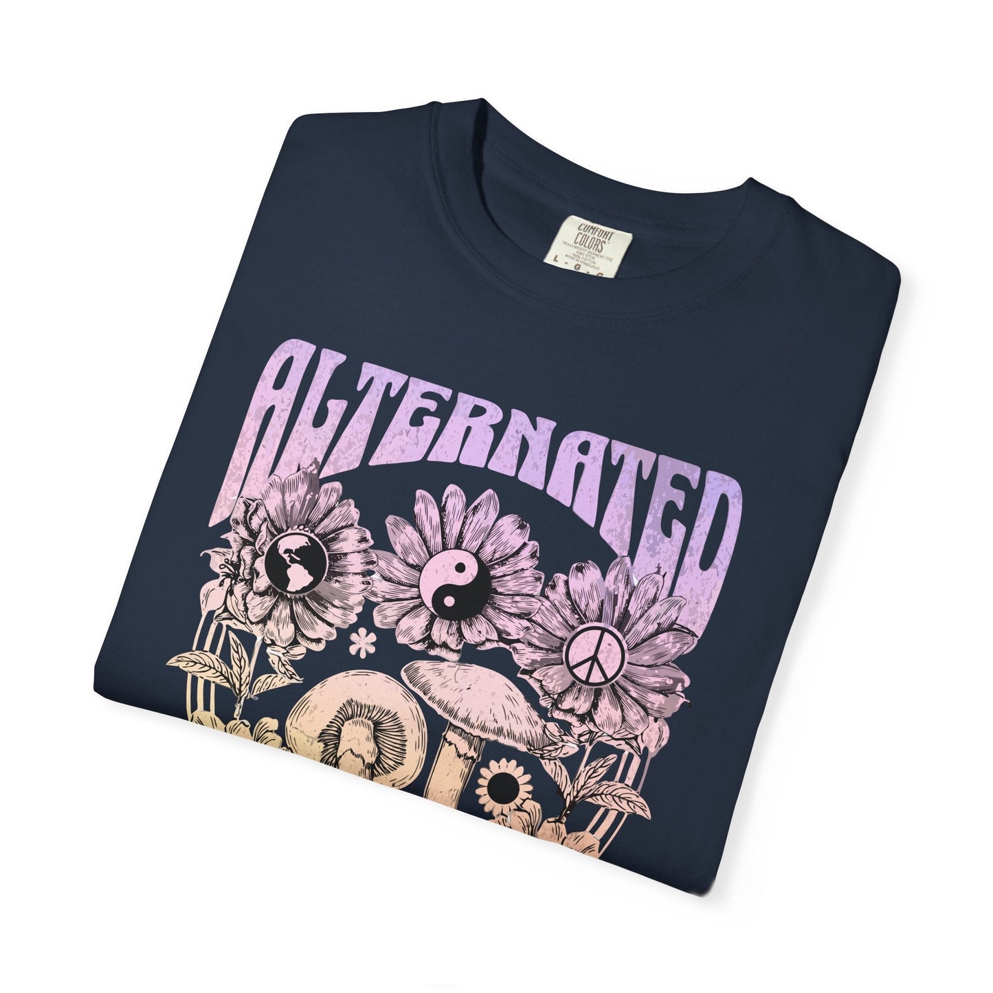 Psychedelic Mushroom T-Shirt with Vintage Hippie Design - Retro Style