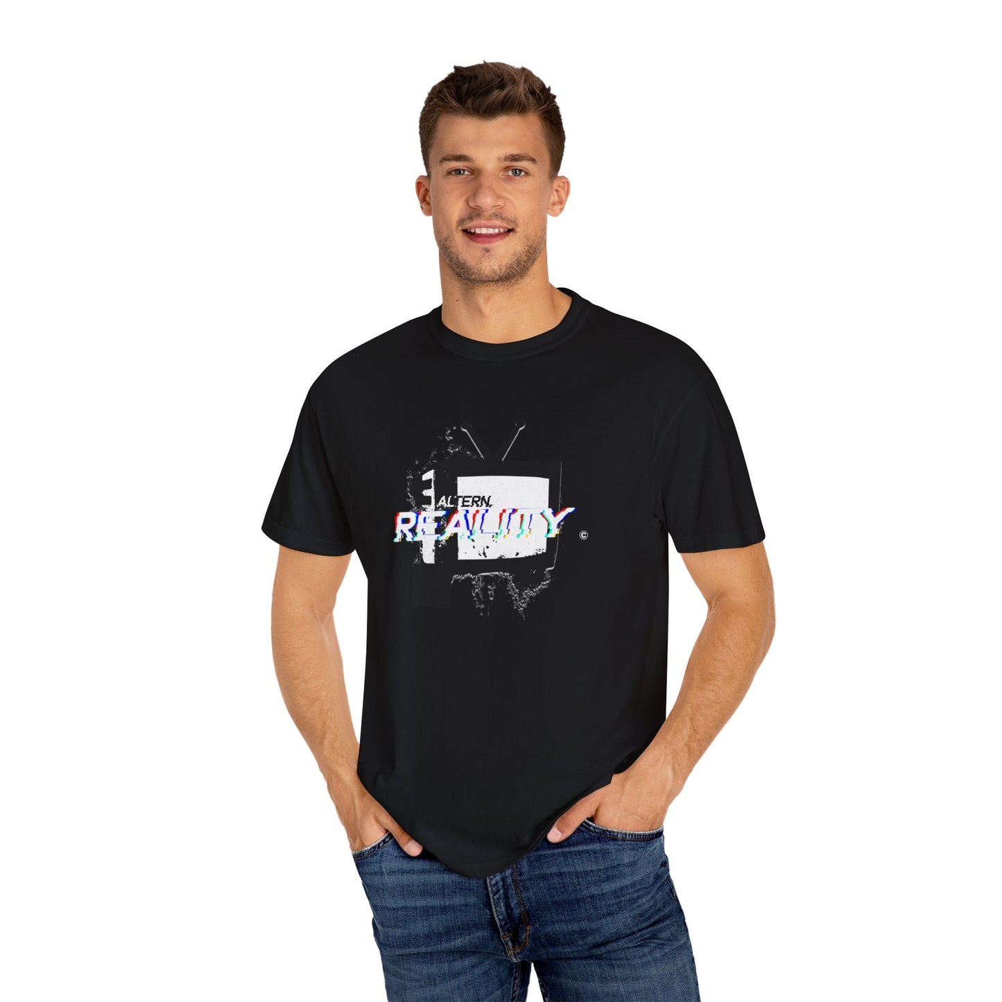 TV glitch t-shirt: Bold graphic design and edgy style