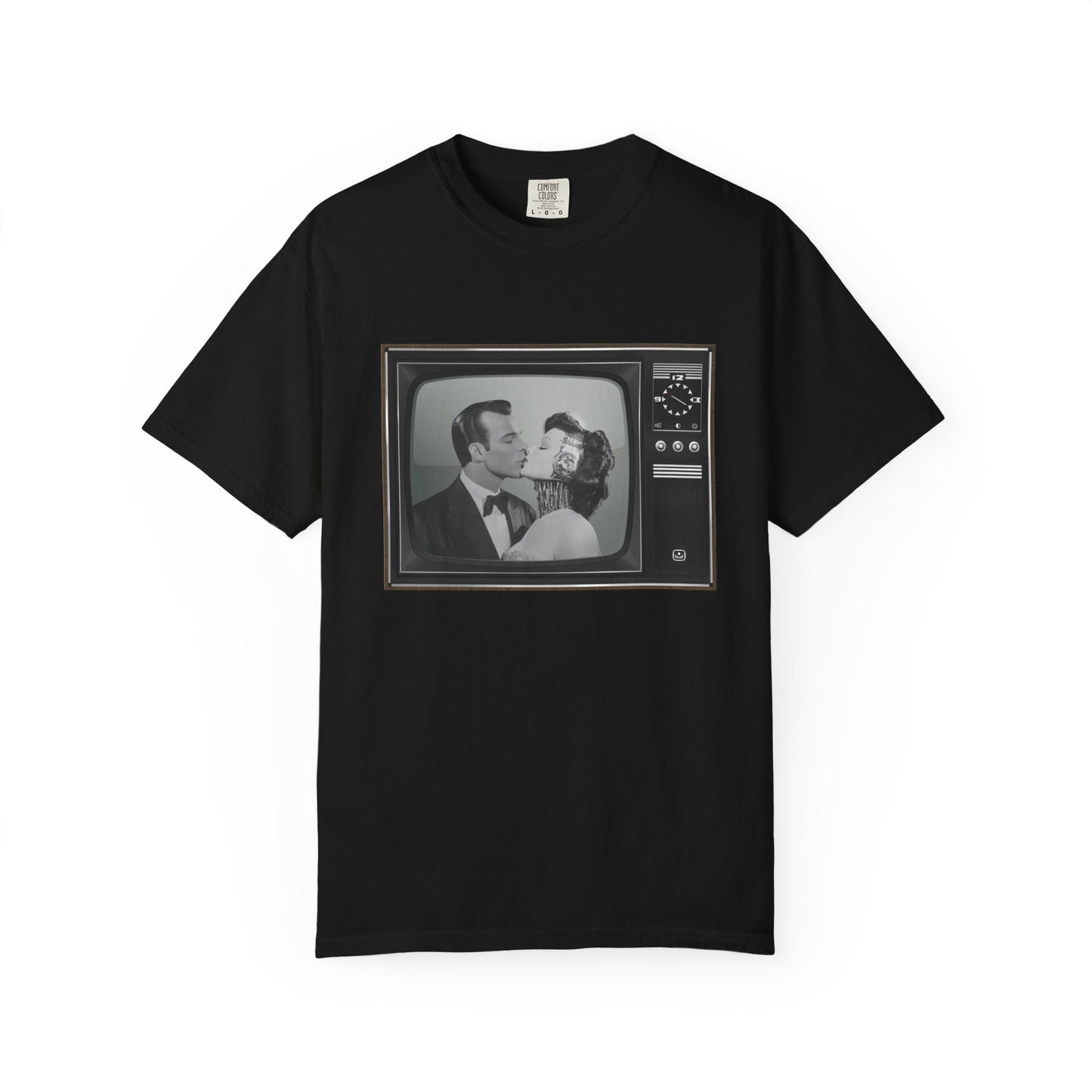 Retro love robot stylish t-shirt with romantic nostalgic art design