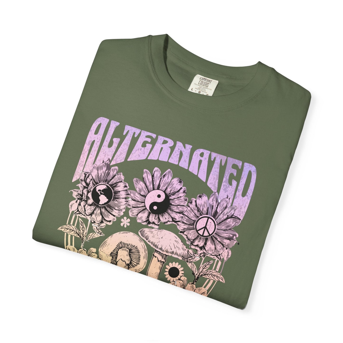 Psychedelic Mushroom T-Shirt with Vintage Hippie Design - Retro Style