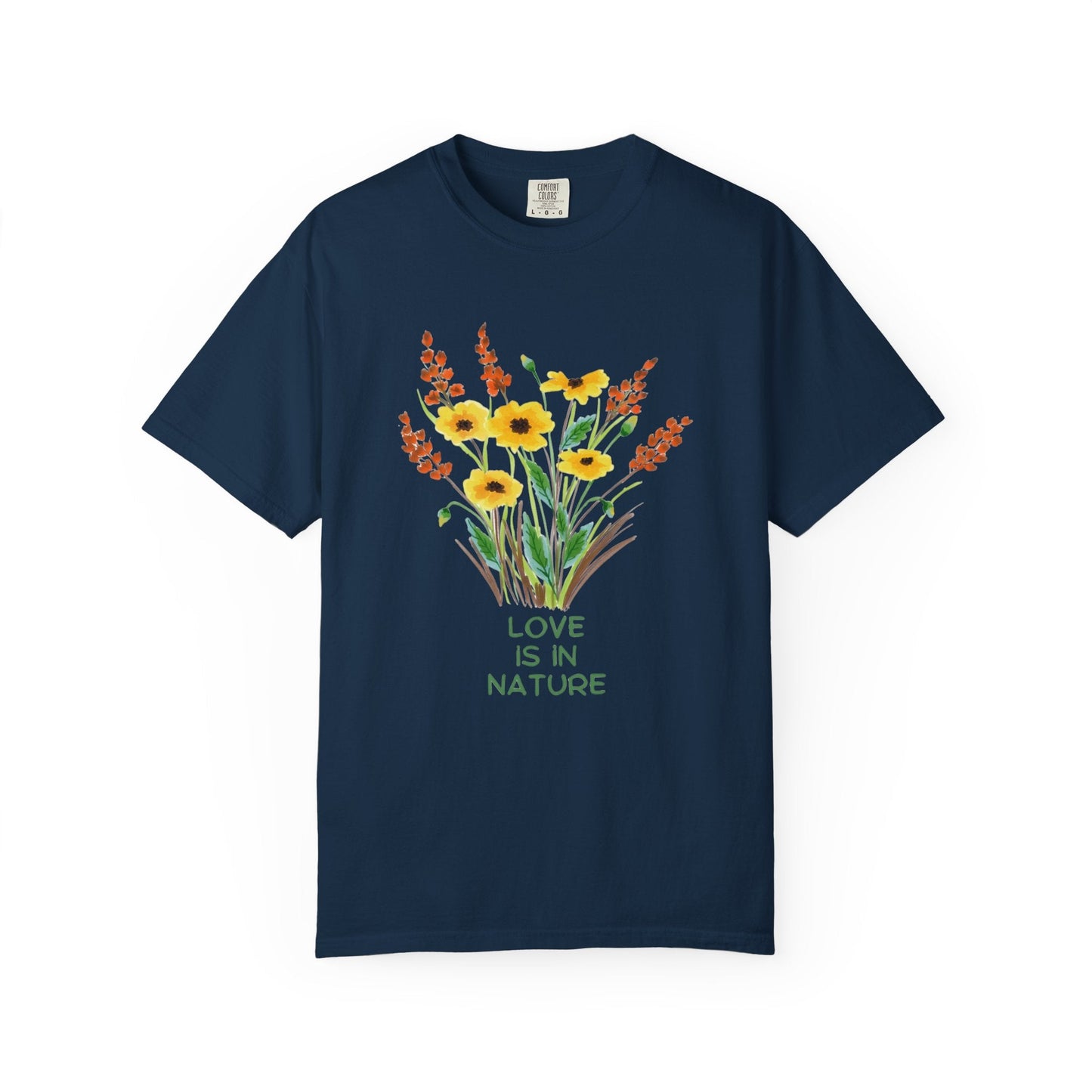 Nature love t-shirt with floral design – Eco-friendly fashion