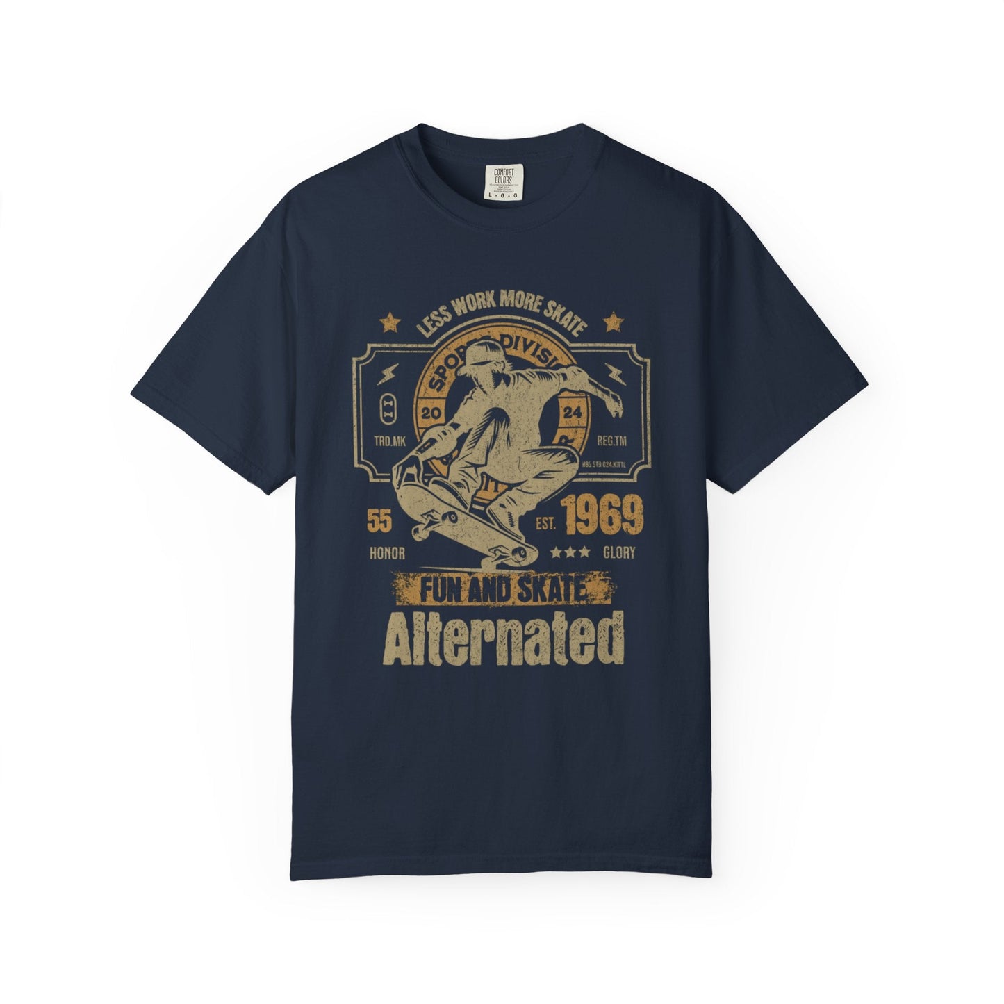 Skateboarding t-shirt vintage style for sport adventures enthusiasts