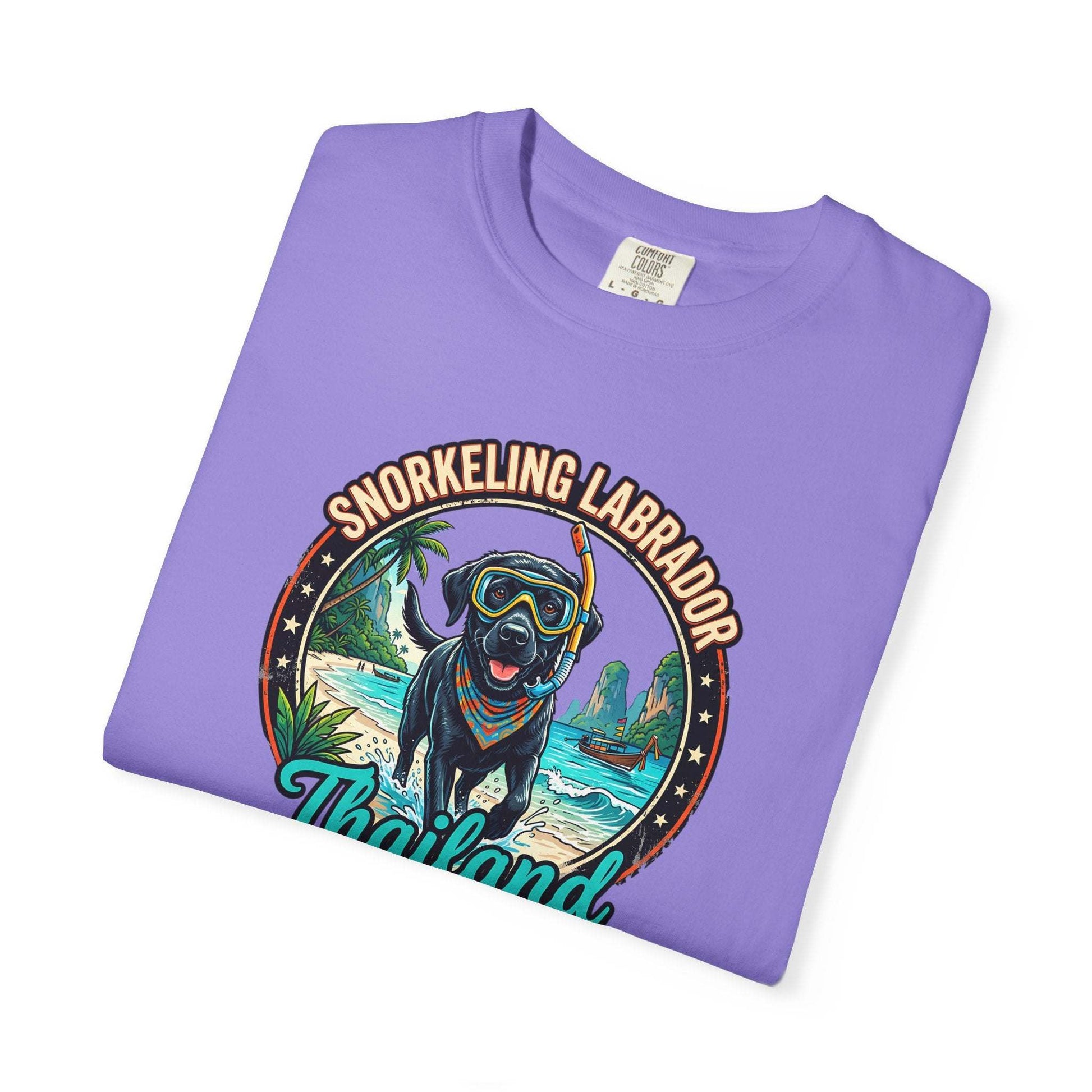 Labrador Holidays in Thailand Fun Tee for Dogs Lovers