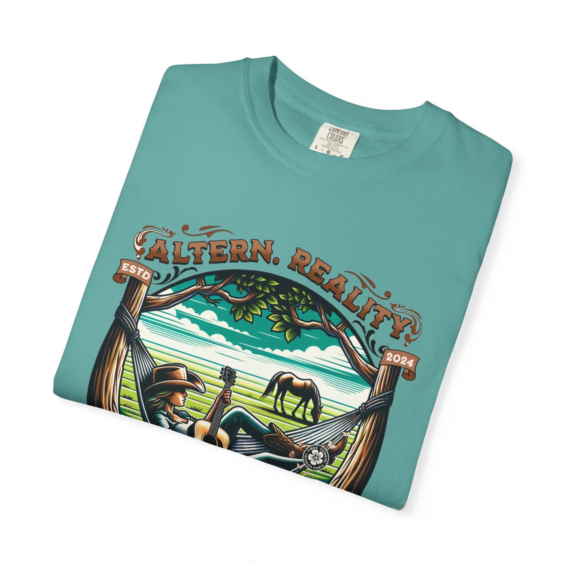 Guitar attitude design t-shirt - Relaxed cowgirl playful vibe