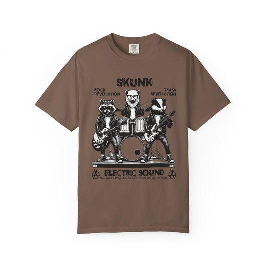 Vintage Skunk band t-shirt for rock music and cartoon fans