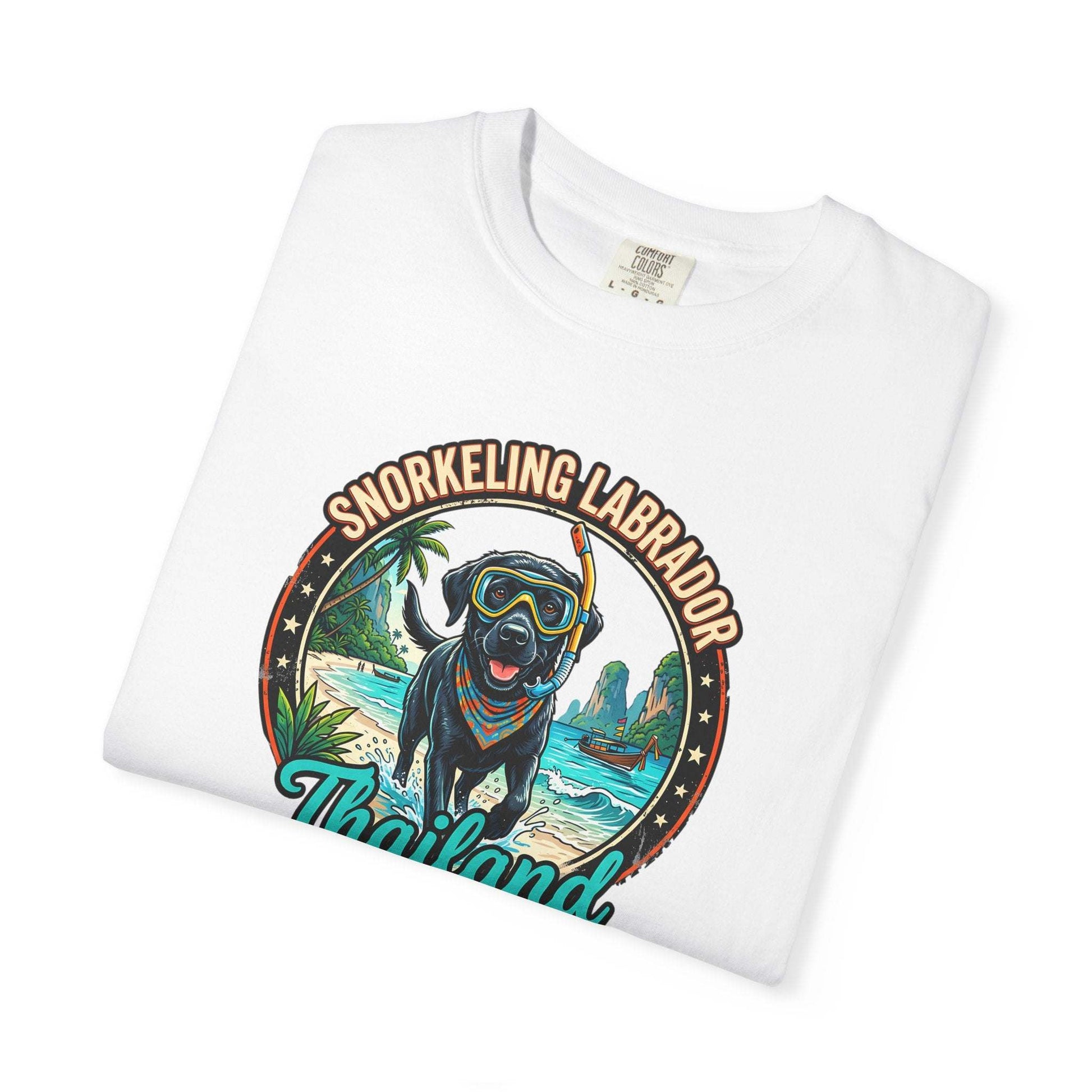 Labrador Holidays in Thailand Fun Tee for Dogs Lovers