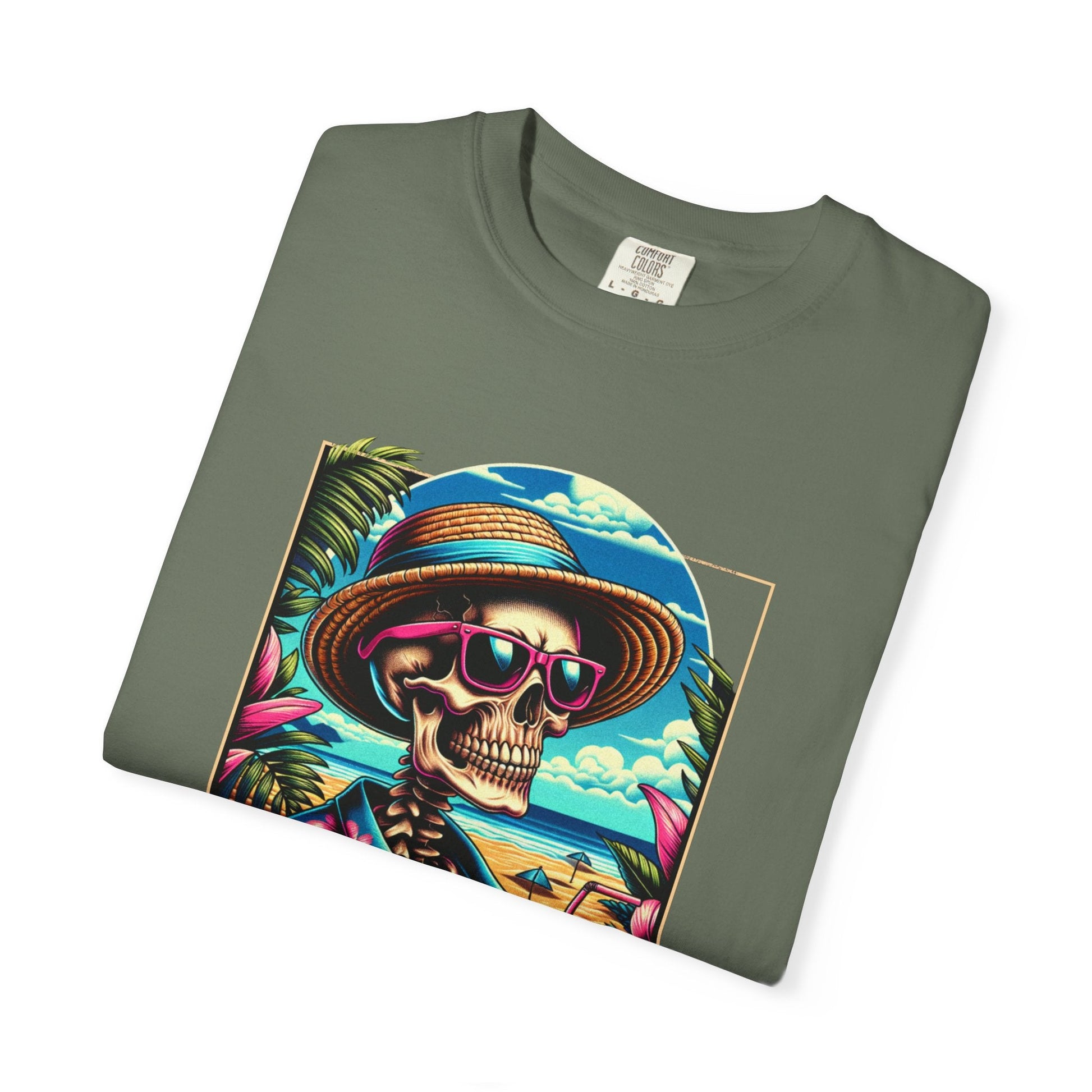 Holiday skull t-shirt - Fun beach vibe with skeleton & tropical design
