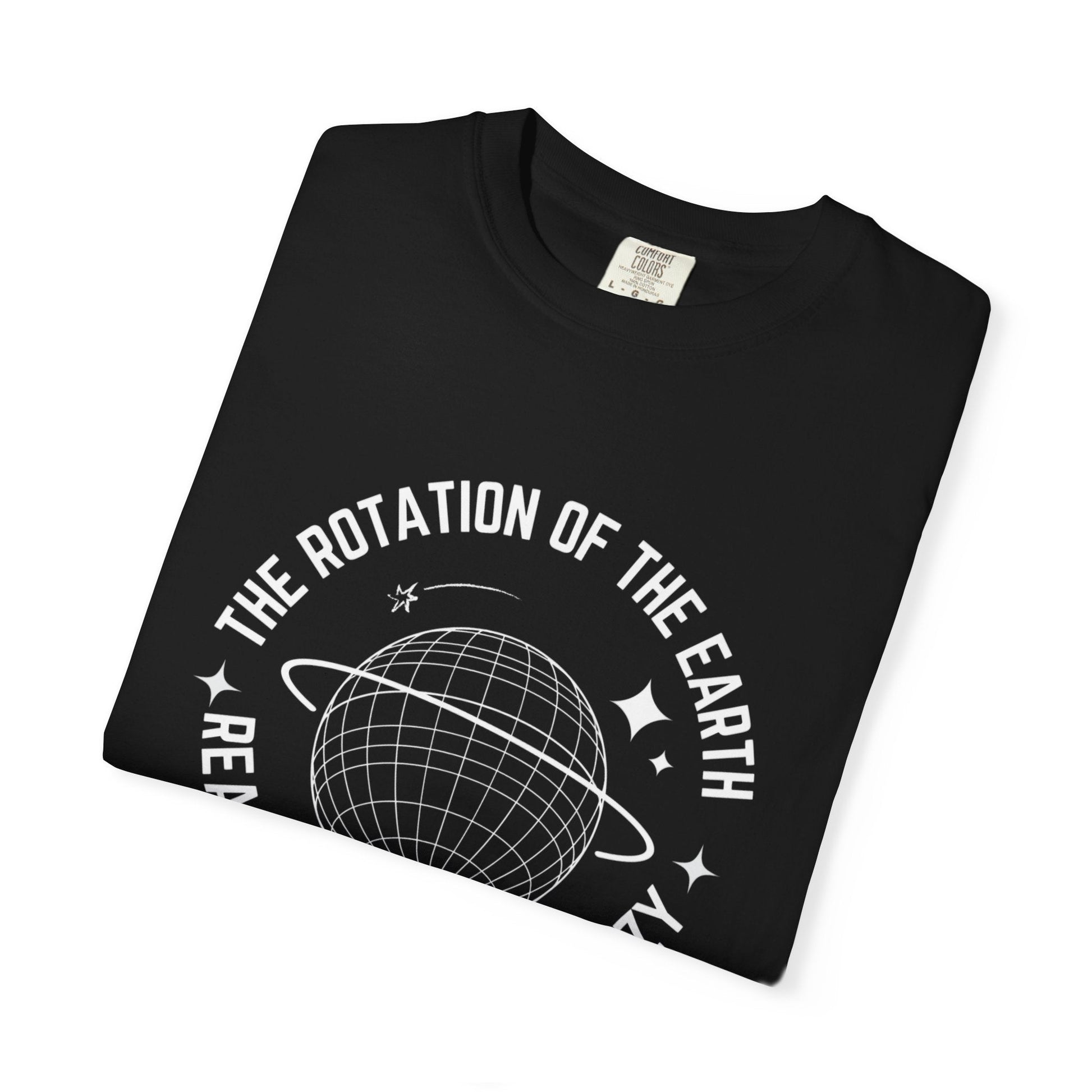 Earth rotation t-shirt - Unique globe design for adventure lovers