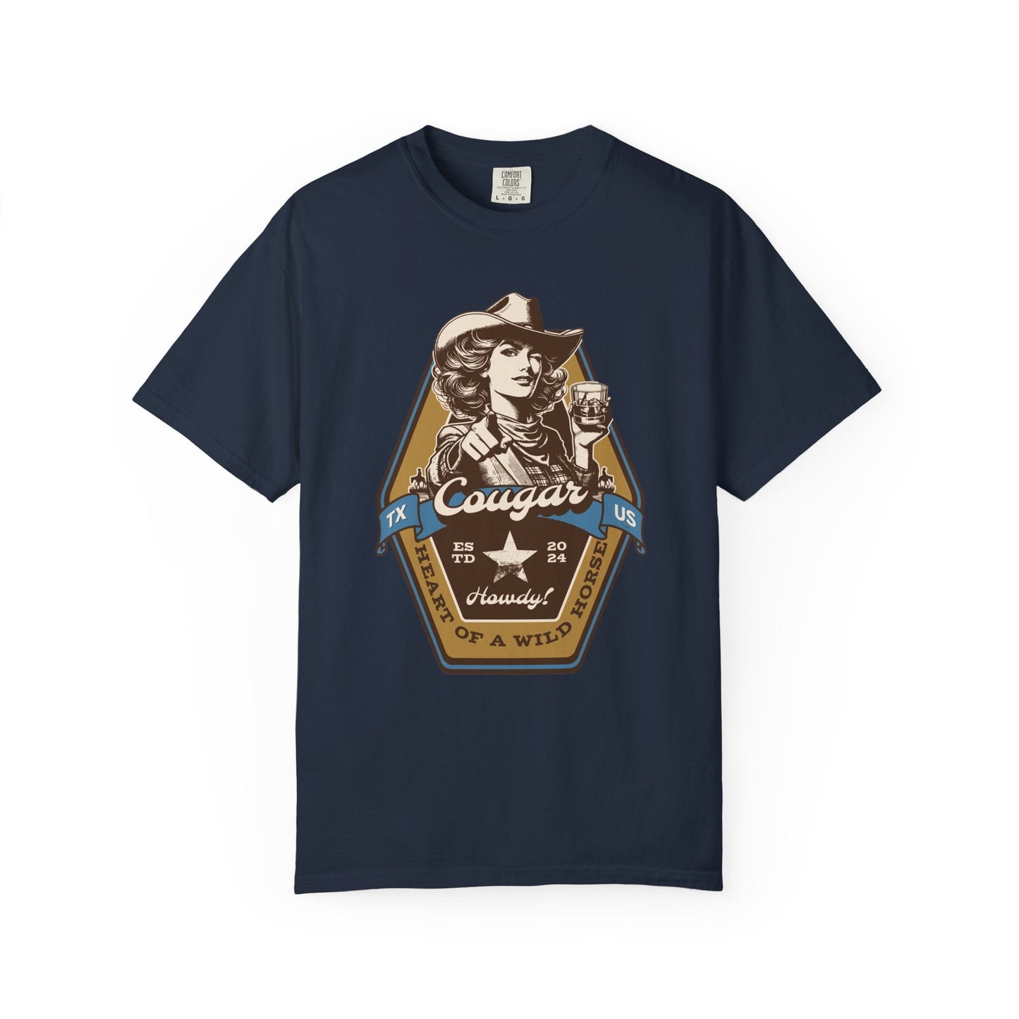 Cougar beer stylish  t-shirt for men - Retro adventure look