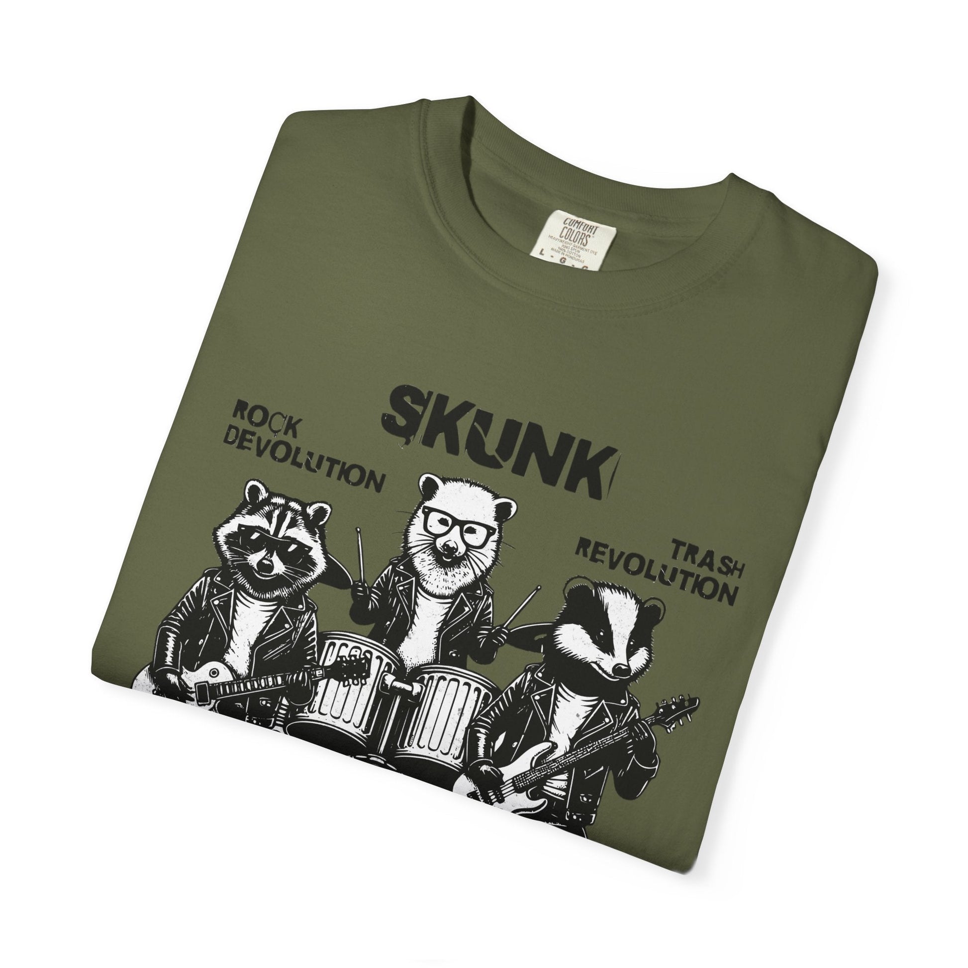 Vintage Skunk band t-shirt for rock music and cartoon fans
