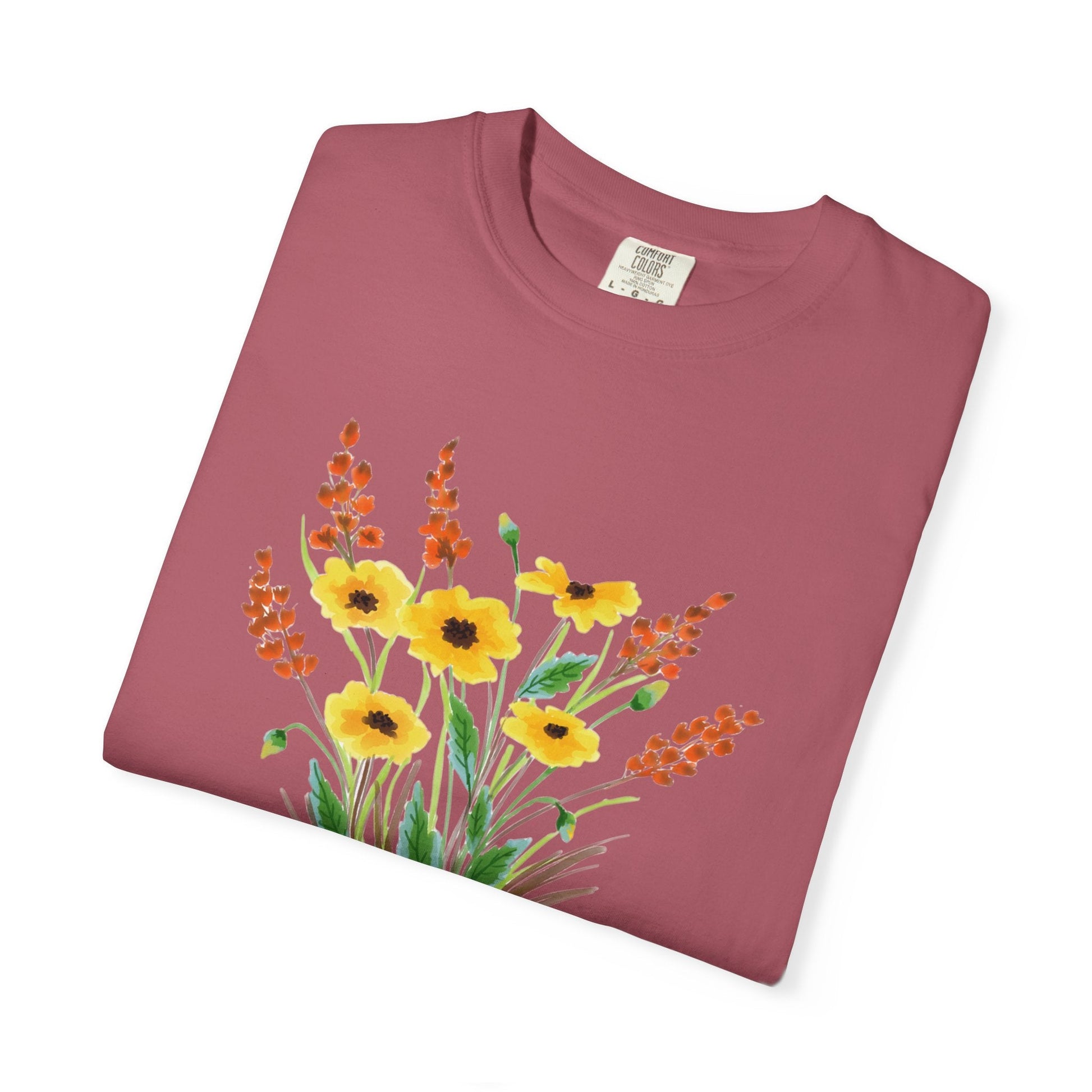 Nature love t-shirt with floral design – Eco-friendly fashion