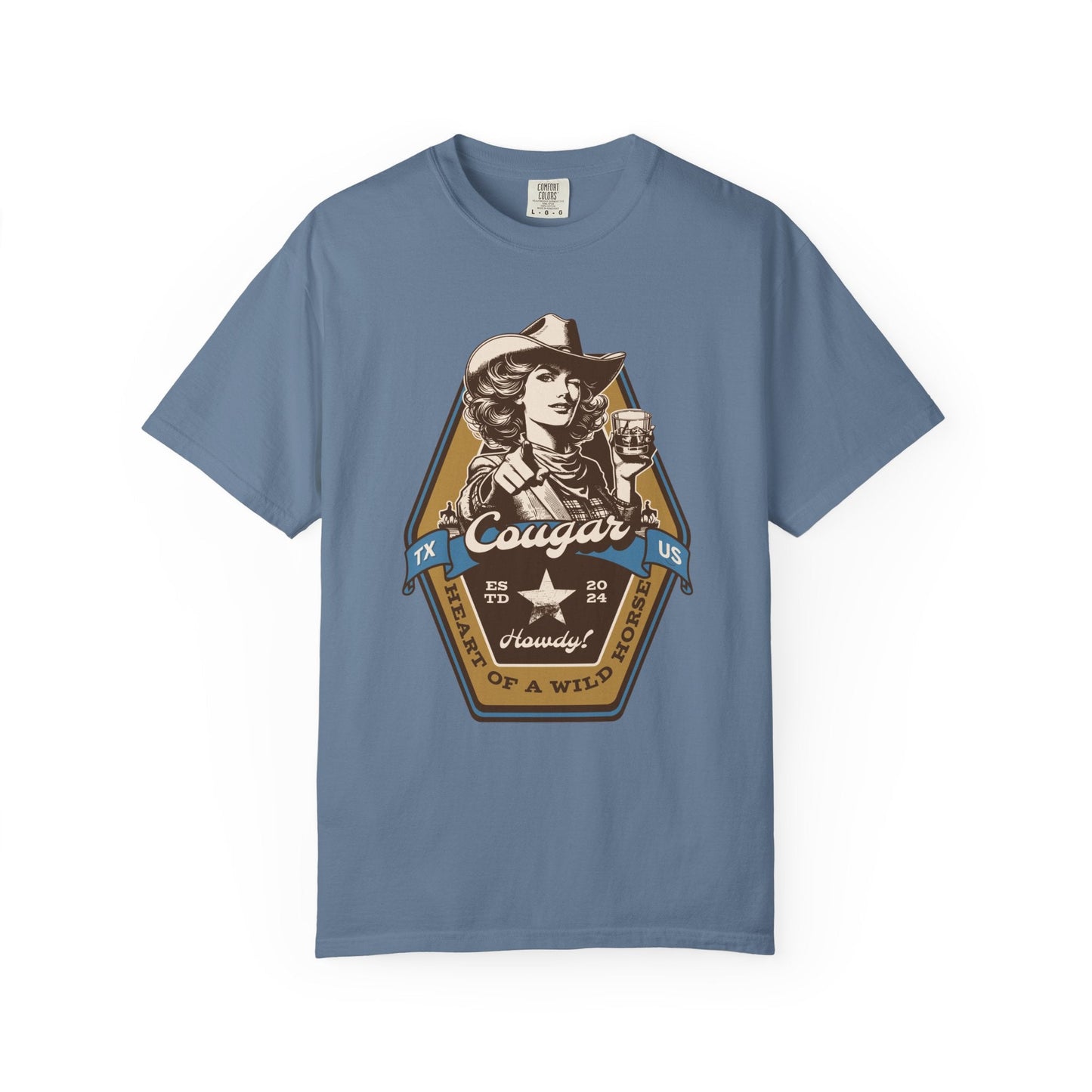 Cougar beer stylish  t-shirt for men - Retro adventure look