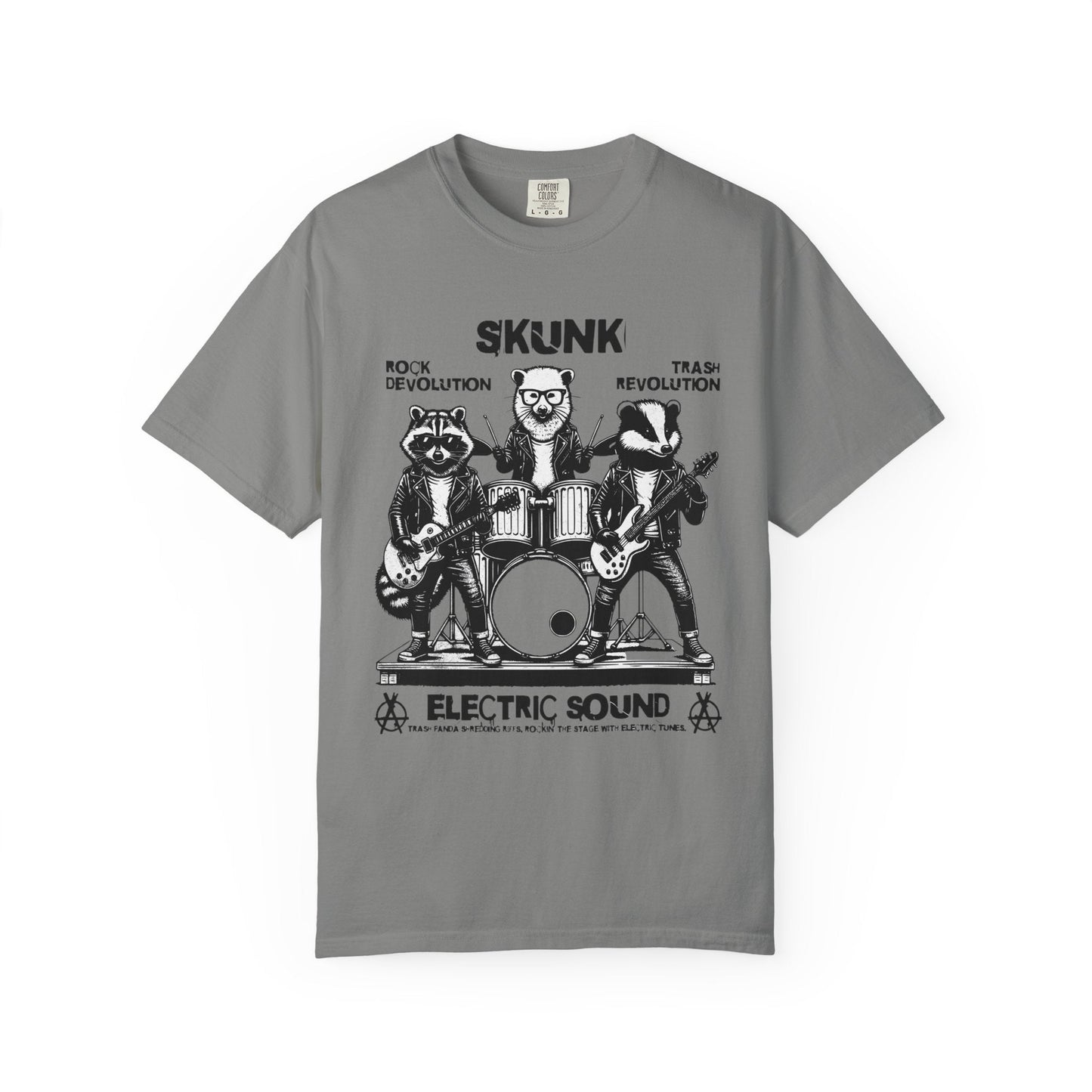 Vintage Skunk band t-shirt for rock music and cartoon fans