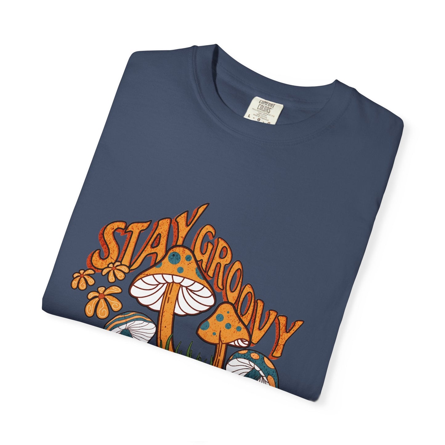 Stay groovy t-shirt with vintage mushroom design - Retro style tee