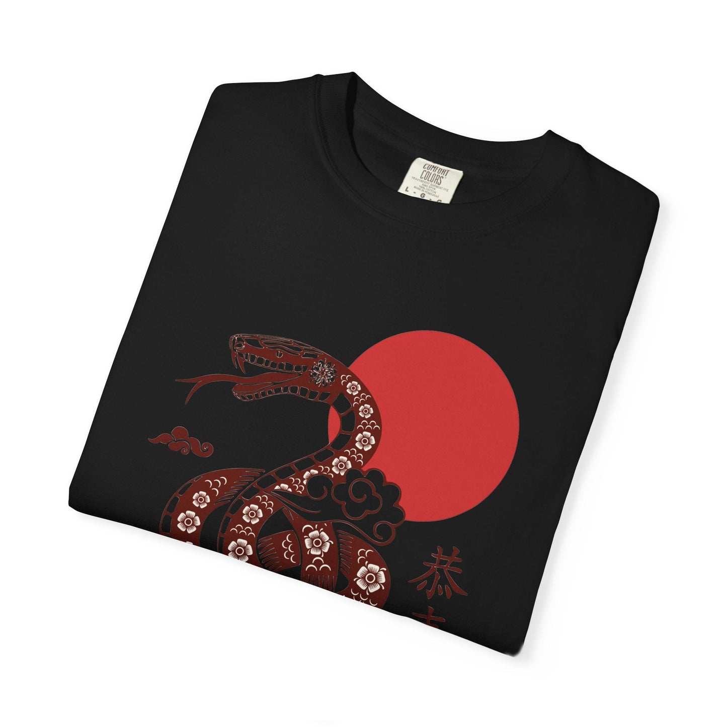 Japanese style unisex t-shirt – Cool & unique snake design