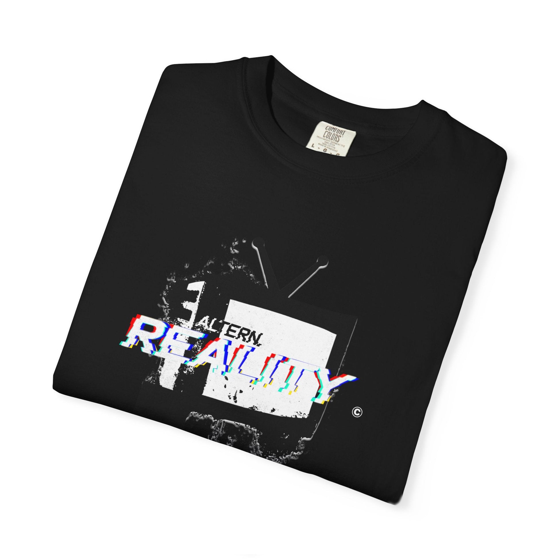 TV glitch t-shirt: Bold graphic design and edgy style