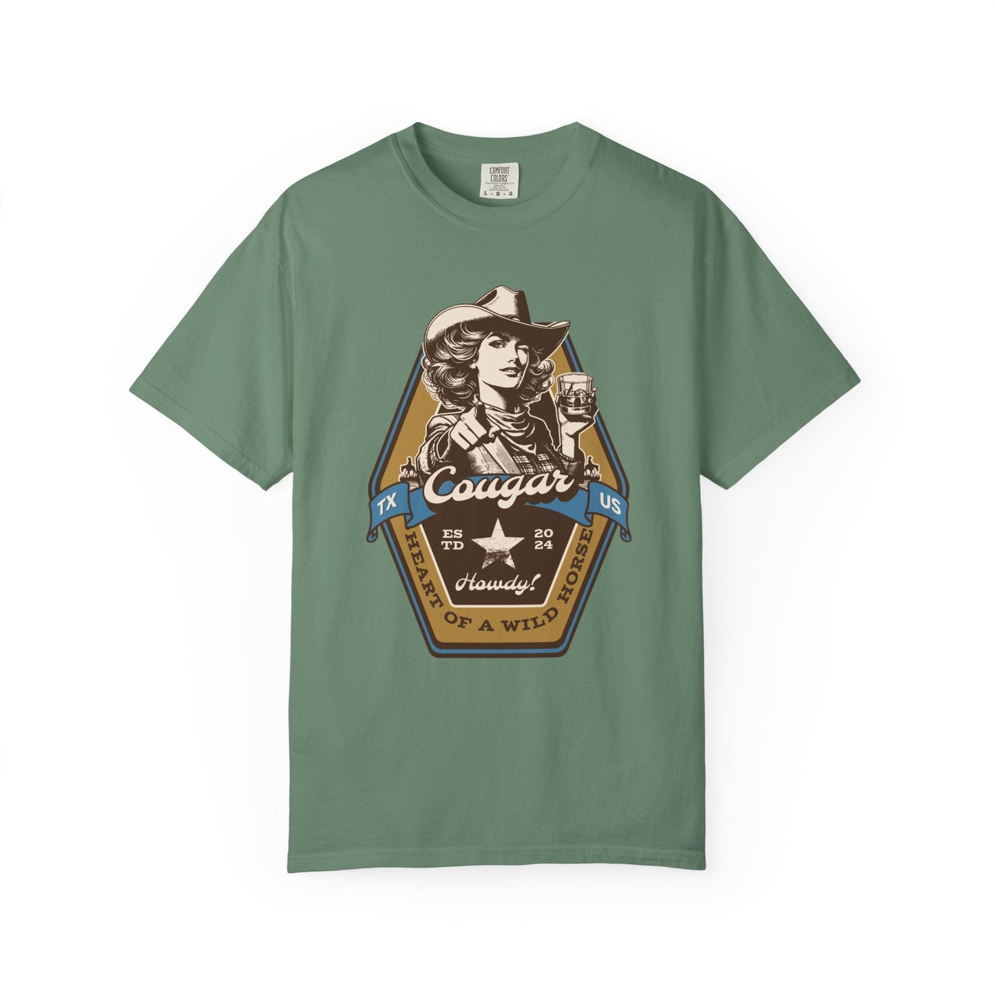 Cougar beer stylish  t-shirt for men - Retro adventure look