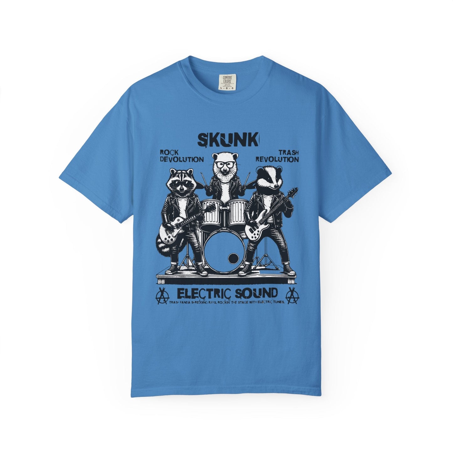 Vintage Skunk band t-shirt for rock music and cartoon fans